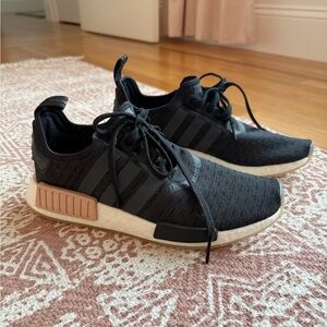 Adidas NMD R1 Black Carbon